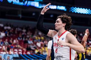 奥斯曼：我们打出了高水平篮球 受伤后本想继续打但球队不想冒险