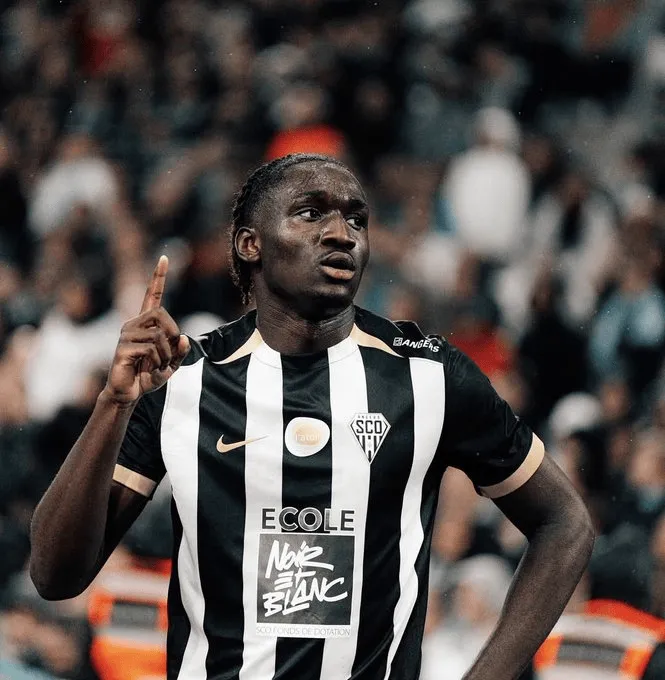 MK体育-水晶宫400万租借费+1200万买断报价谢里夫,昂热要3000万欧