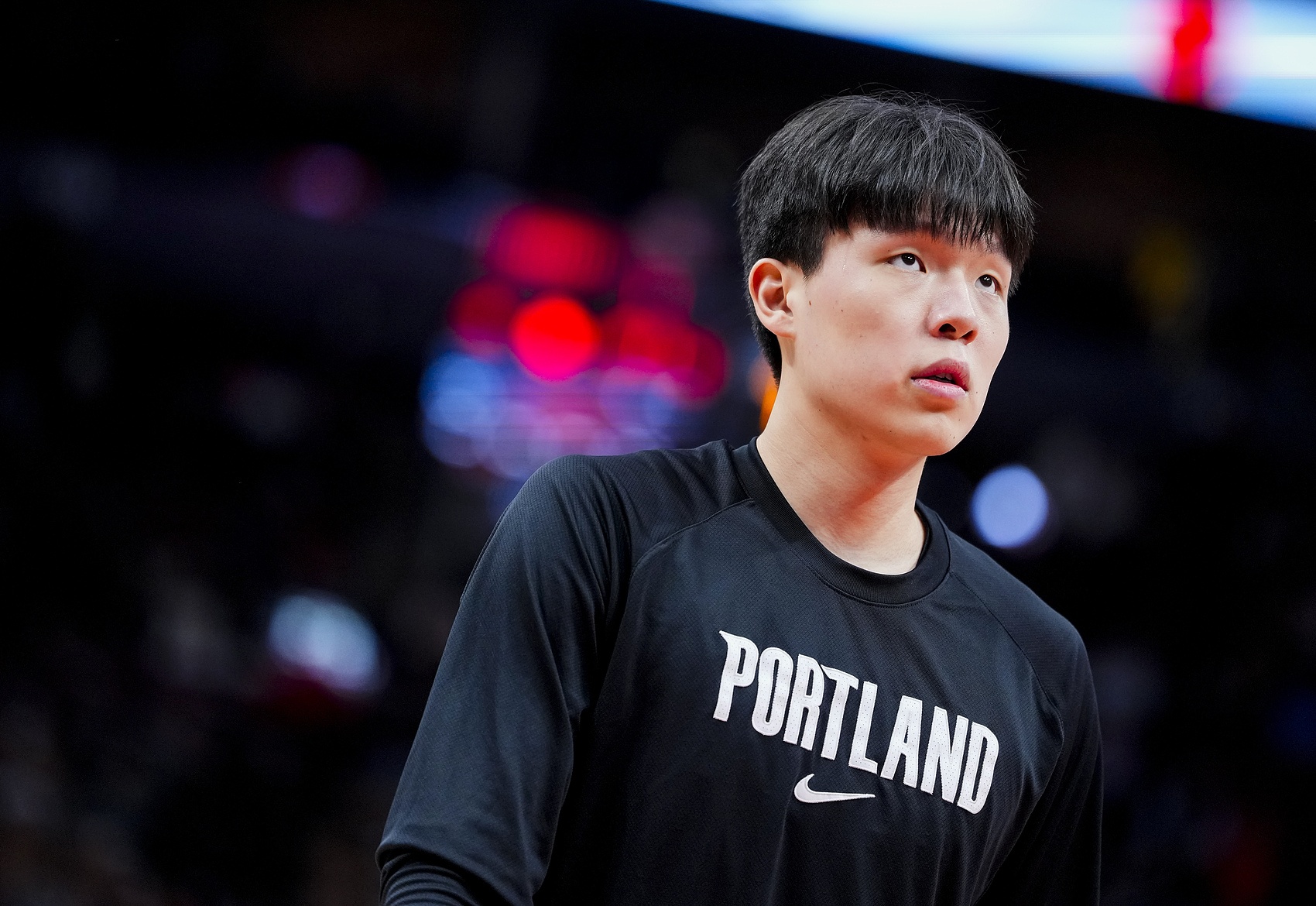 MK体育-杨瀚森工作室：让努力有重量 替补席的每一秒也都在学习成长